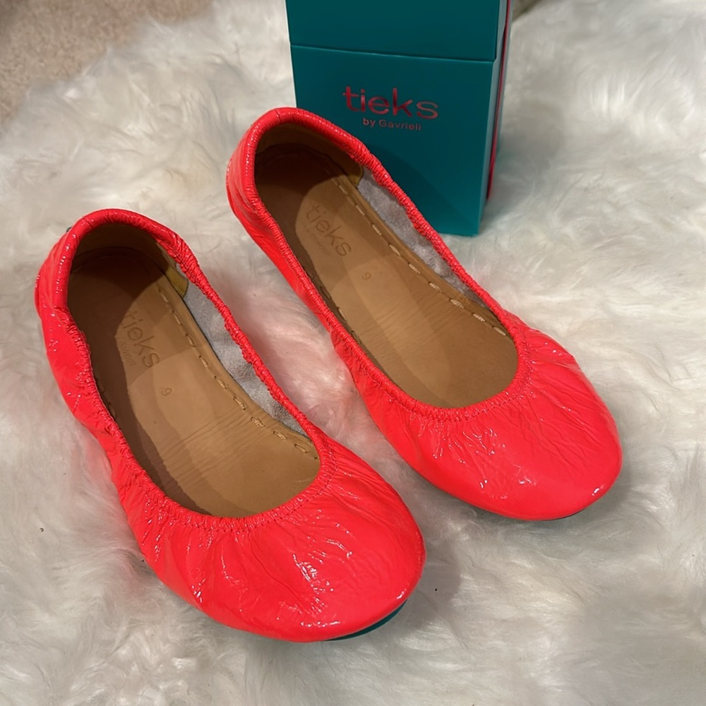 Infrared Tieks size 9!!! Limited edition!!! Like new!!